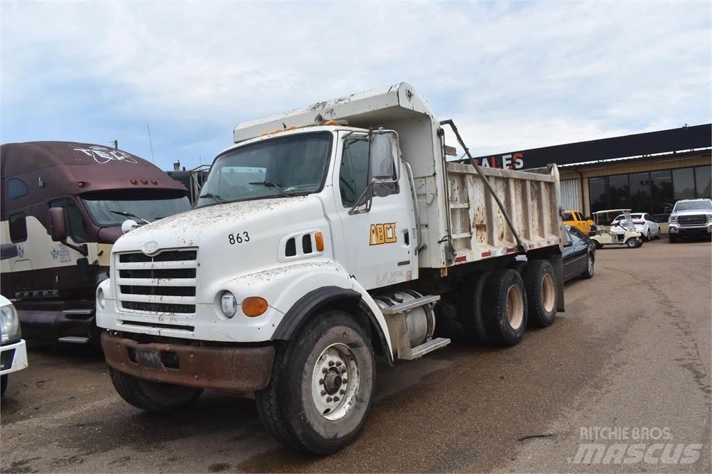 Sterling L7500 Sklápěče