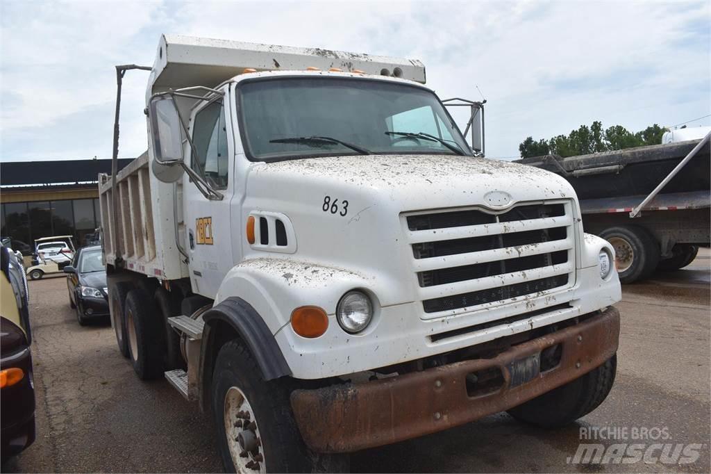 Sterling L7500 Sklápěče
