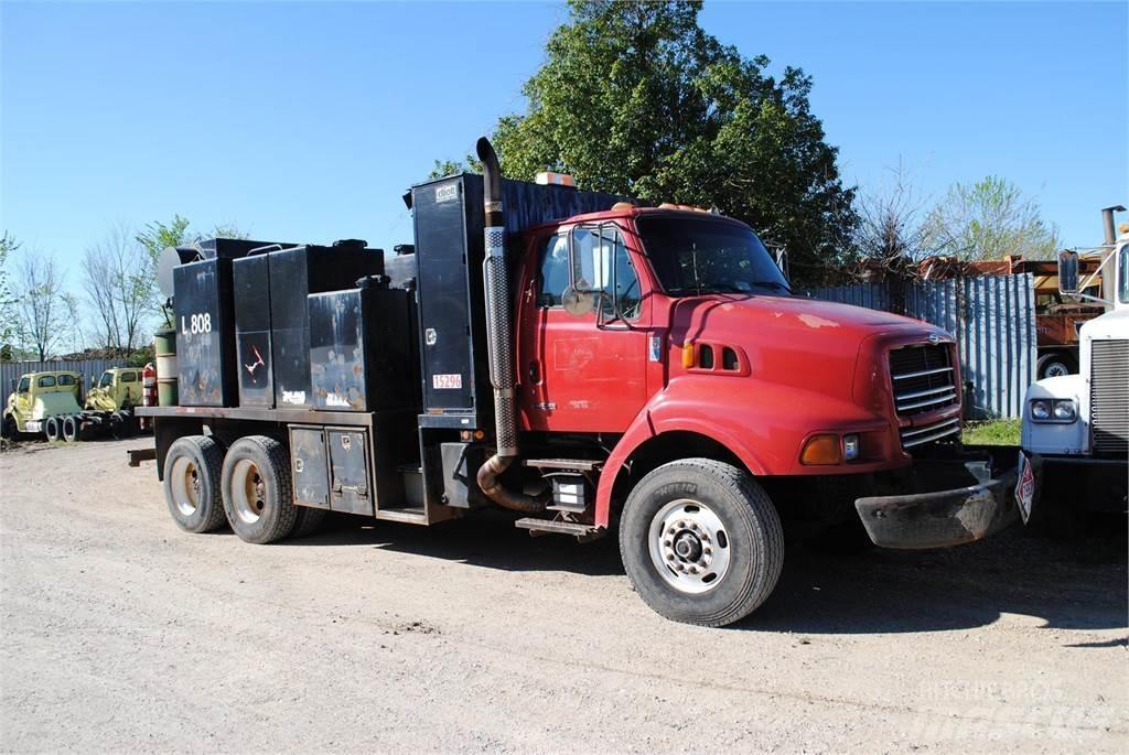 Sterling L8500 Cisternové vozy