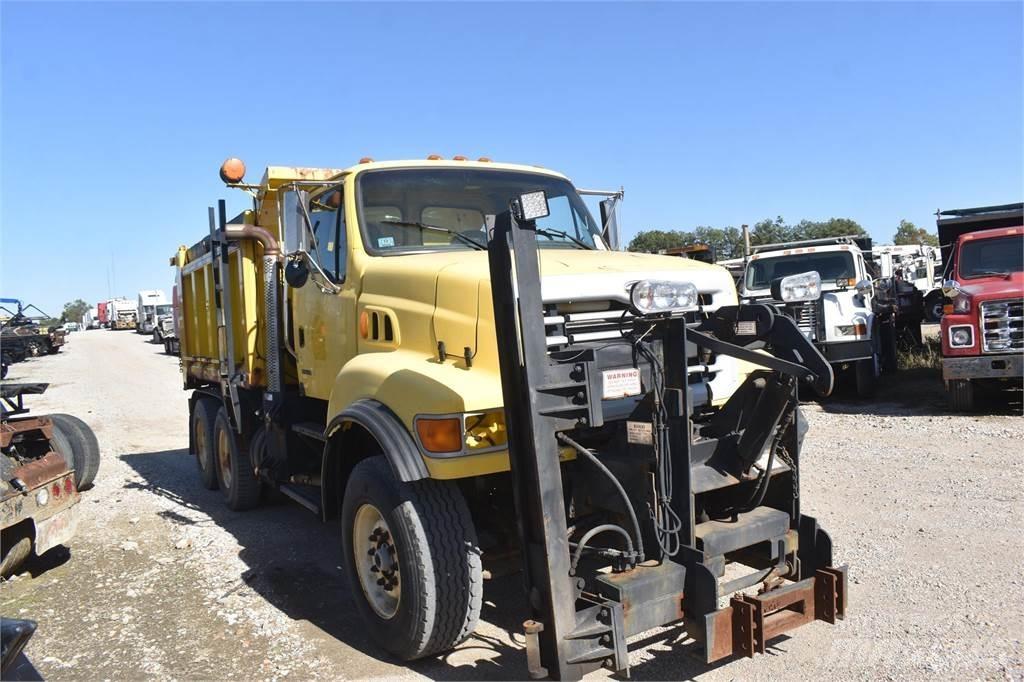 Sterling L8500 Sklápěče