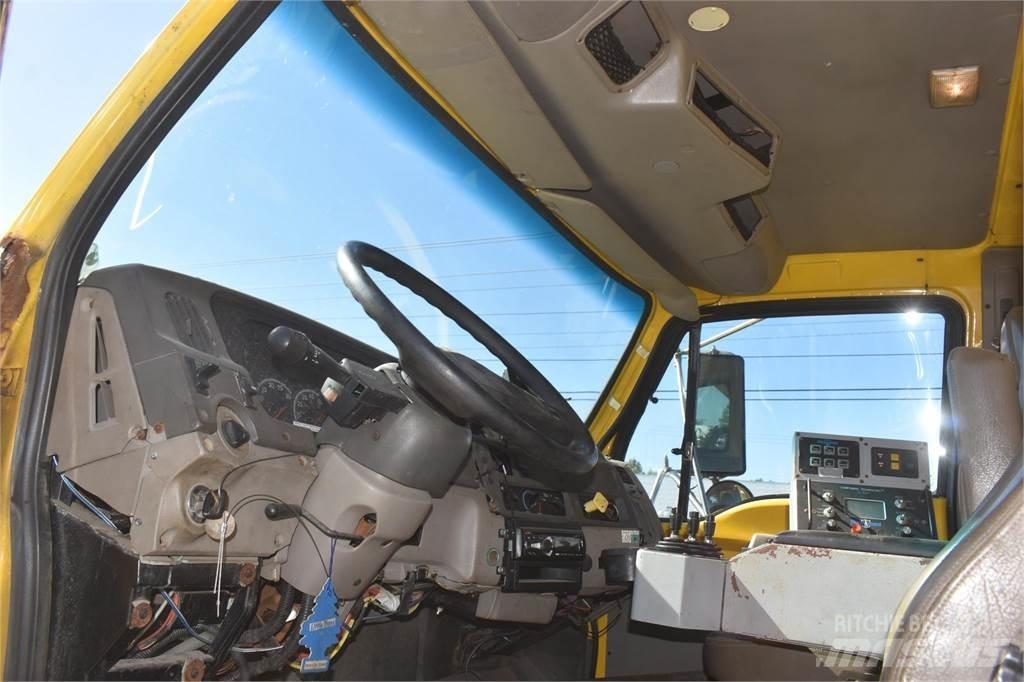Sterling L8500 Sklápěče