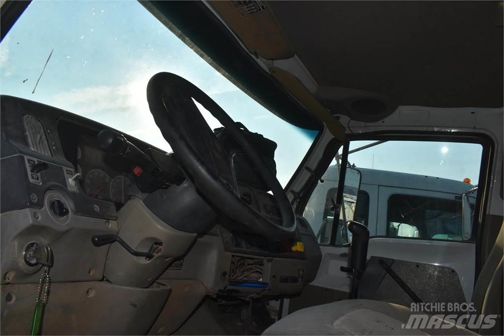 Sterling L9500 Sklápěče