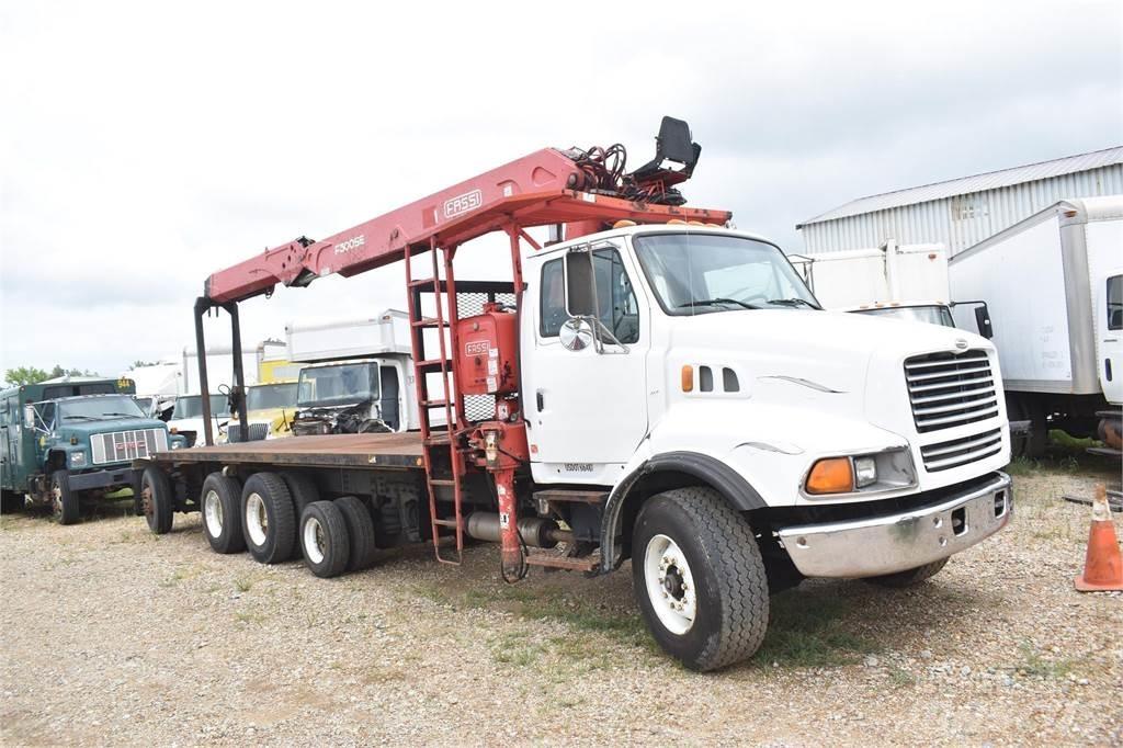 Sterling LT9500 Autojeřáby, hydraulické ruky