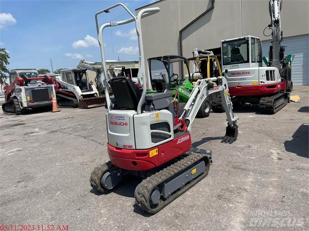 Takeuchi TB210R Mini rýpadla < 7t