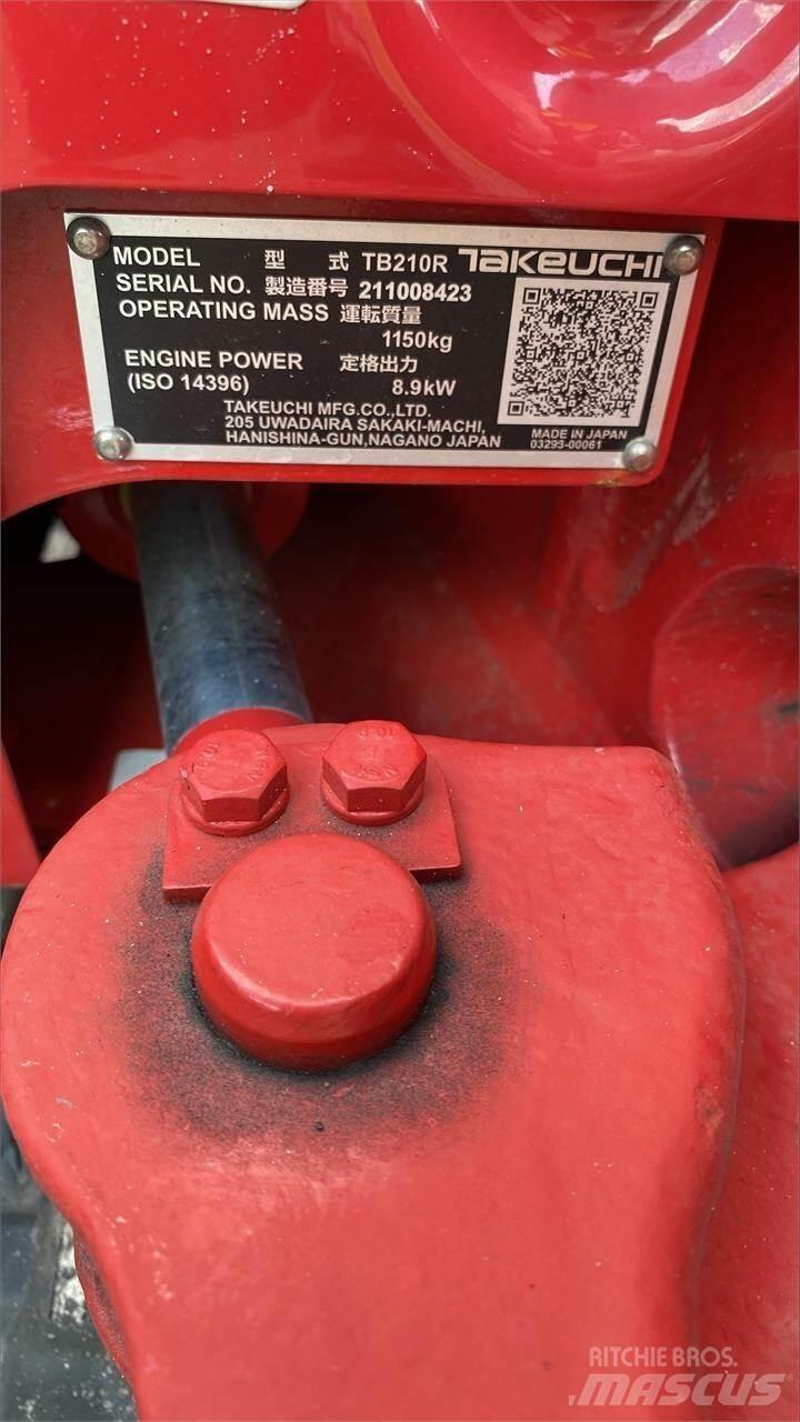 Takeuchi TB210R Mini rýpadla < 7t