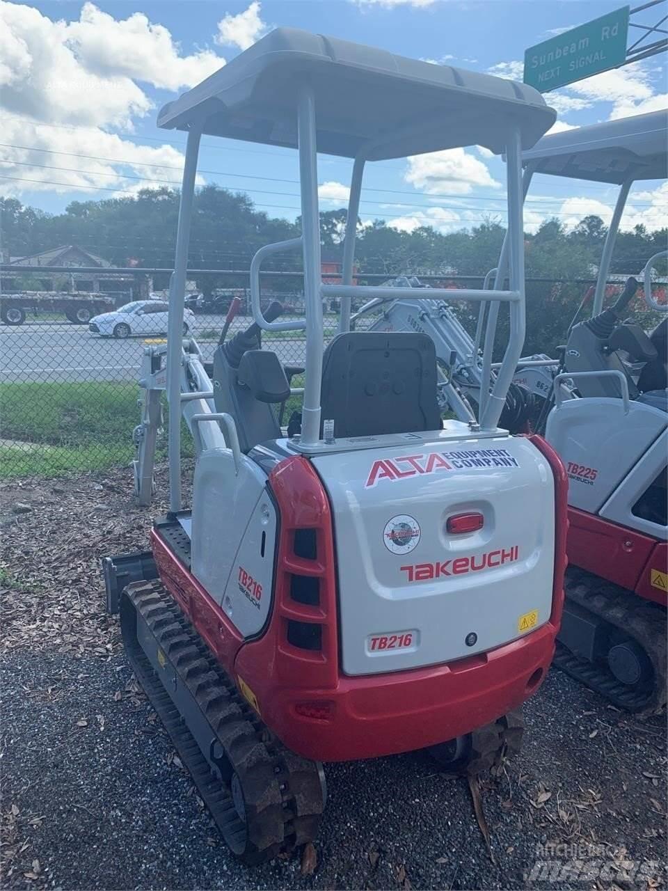 Takeuchi TB216 Mini rýpadla < 7t
