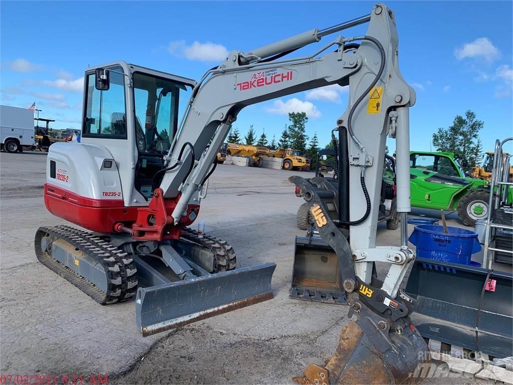 Takeuchi TB235-2 Mini rýpadla < 7t