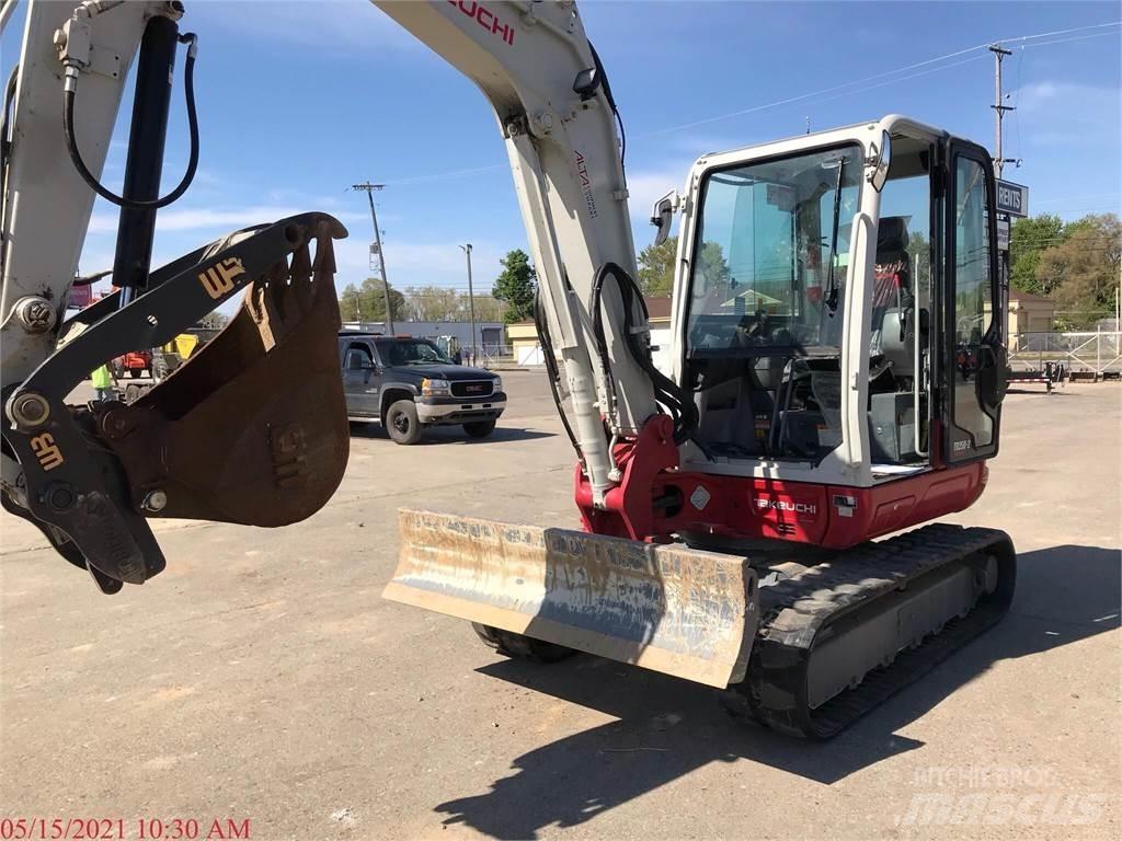 Takeuchi TB250-2 Mini rýpadla < 7t