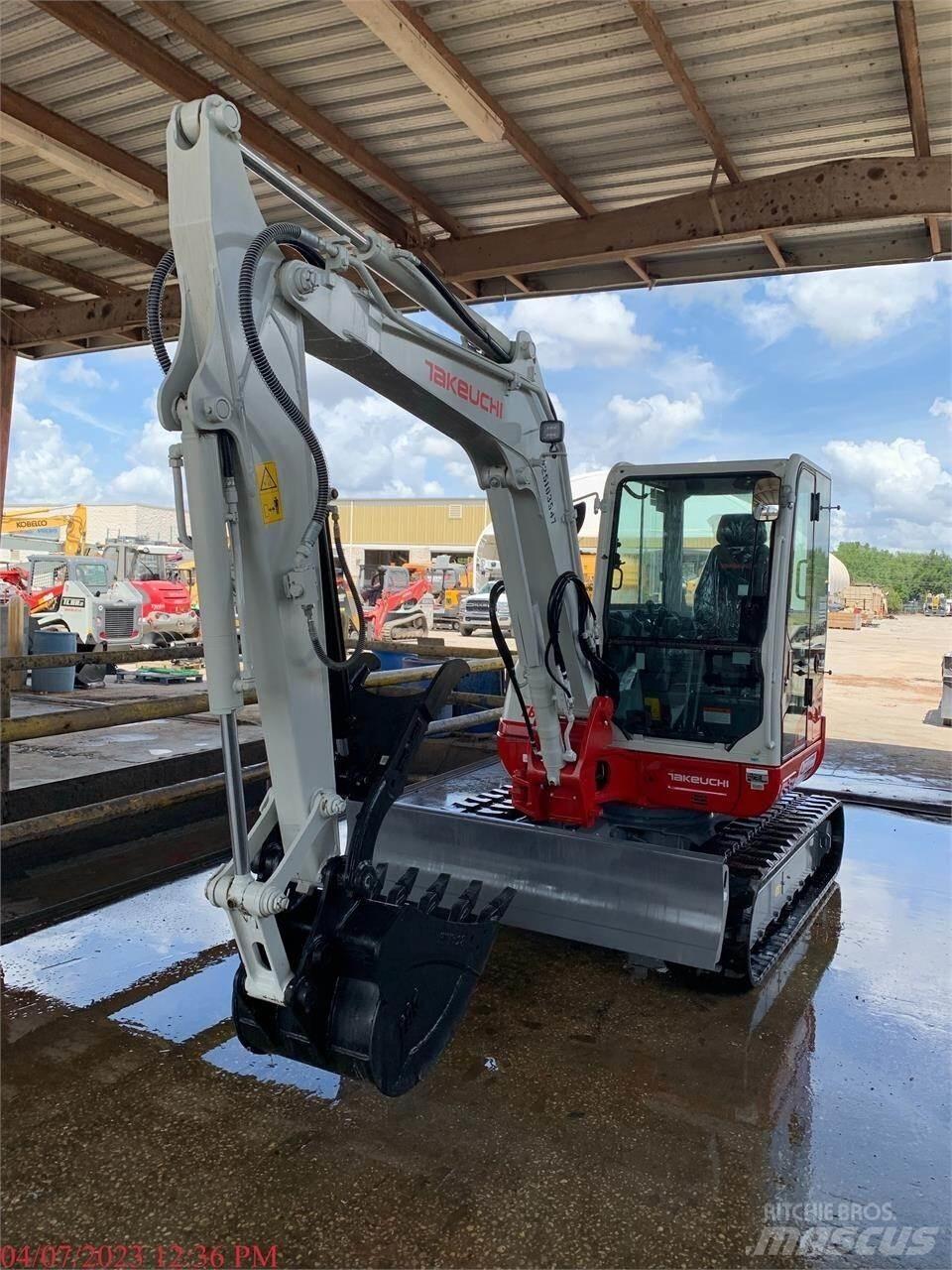 Takeuchi TB250-2 Mini rýpadla < 7t