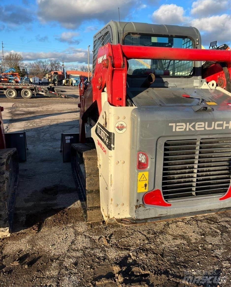 Takeuchi TL10V2 Smykem řízené nakladače