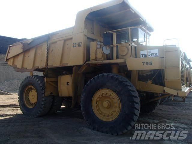 Terex 3307 Kloubové dempry