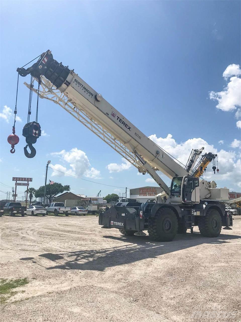 Terex QUADSTAR 1100 Jeřáby pro těžký terén