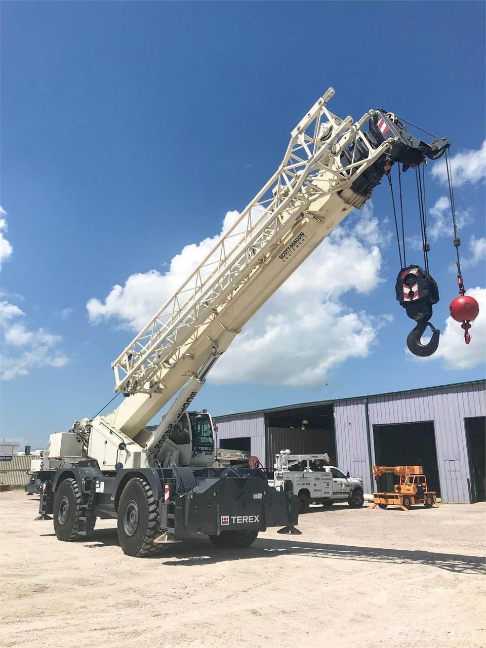 Terex QUADSTAR 1100 Jeřáby pro těžký terén