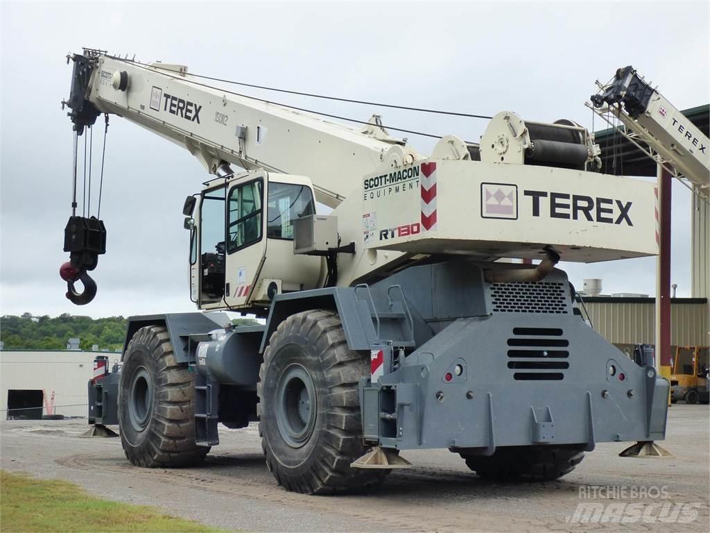 Terex RT130 Jeřáby pro těžký terén