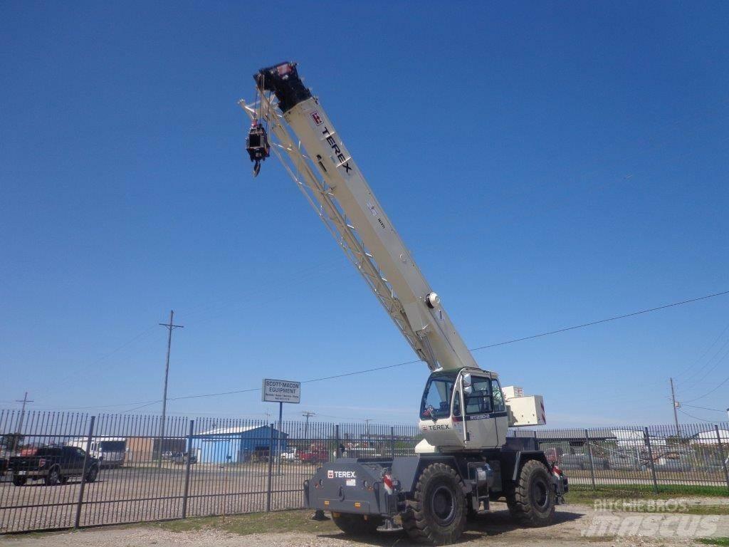 Terex RT230-1 Jeřáby pro těžký terén