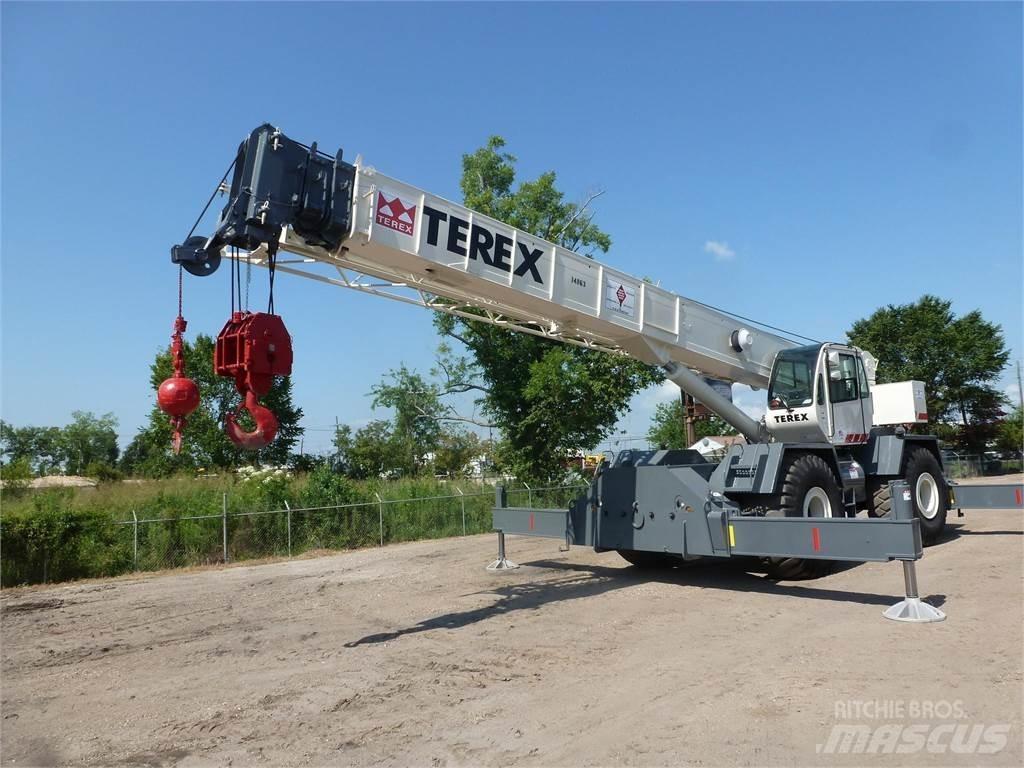 Terex RT665 Jeřáby pro těžký terén