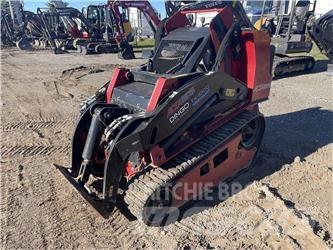 Toro DINGO TX1000W Smykem řízené nakladače