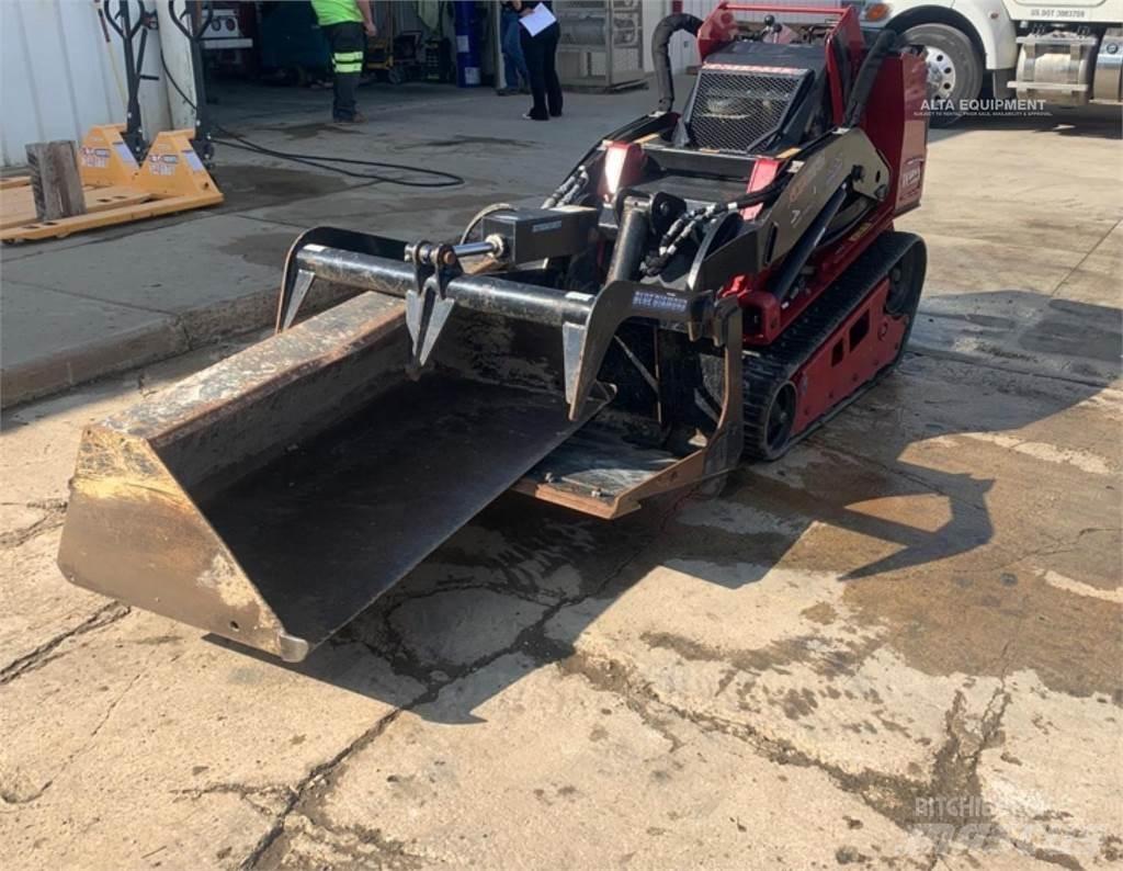 Toro DINGO TX1000W Smykem řízené nakladače