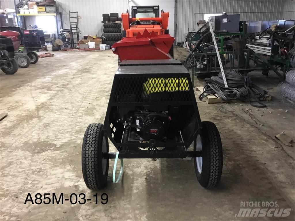 Toro MM858HP Stavební míchačky
