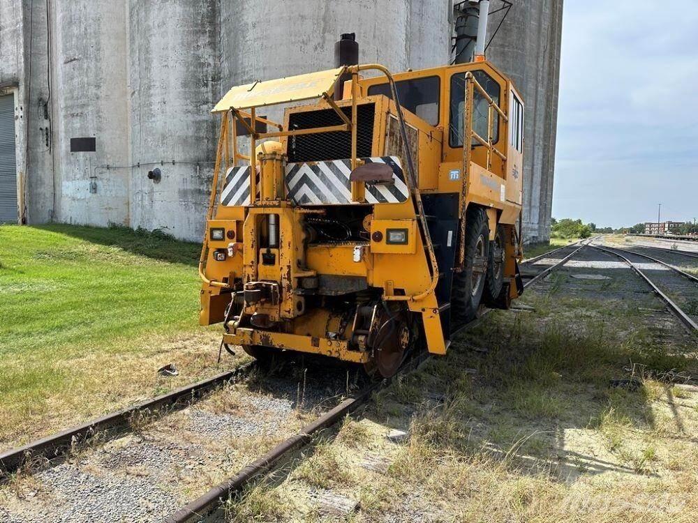  TRACKMOBILE 5500TM Stavebnictví - ostatní