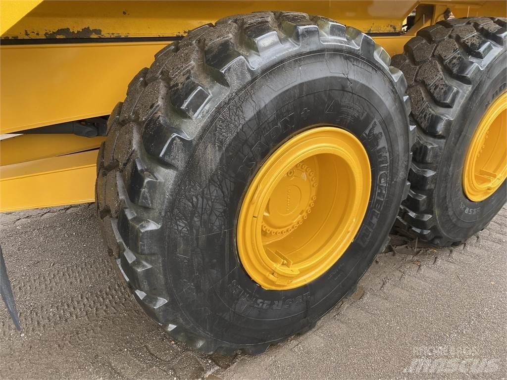 Volvo A25G Cisterny na vodu