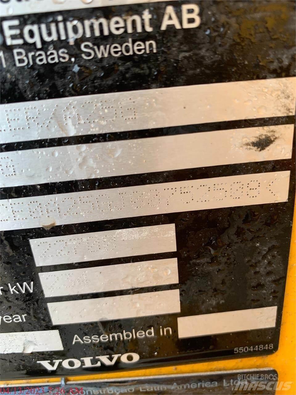 Volvo A25G Kloubové dempry