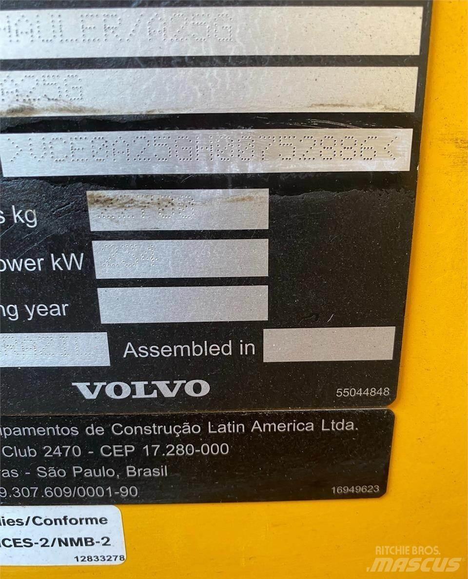 Volvo A25G Kloubové dempry