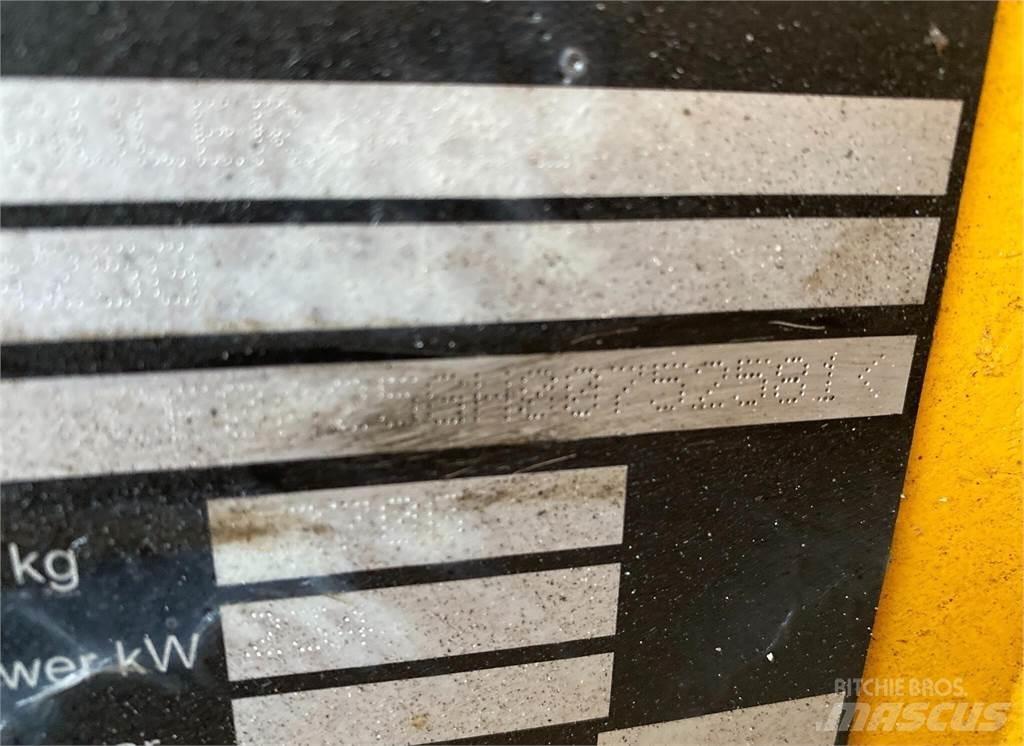 Volvo A25G Kloubové dempry