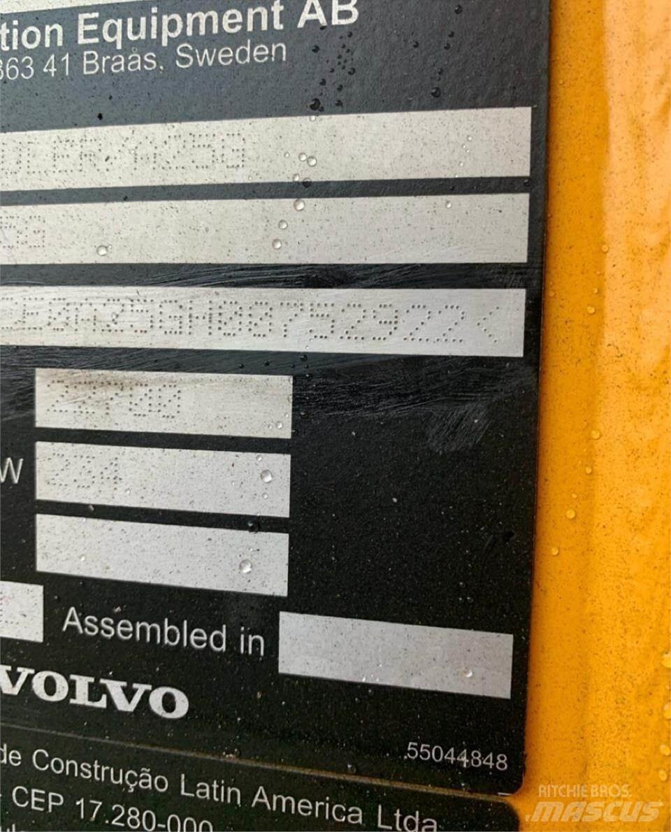Volvo A25G Kloubové dempry