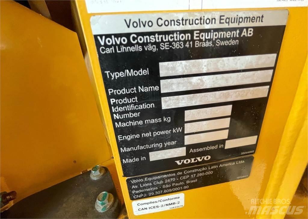 Volvo A25G Kloubové dempry