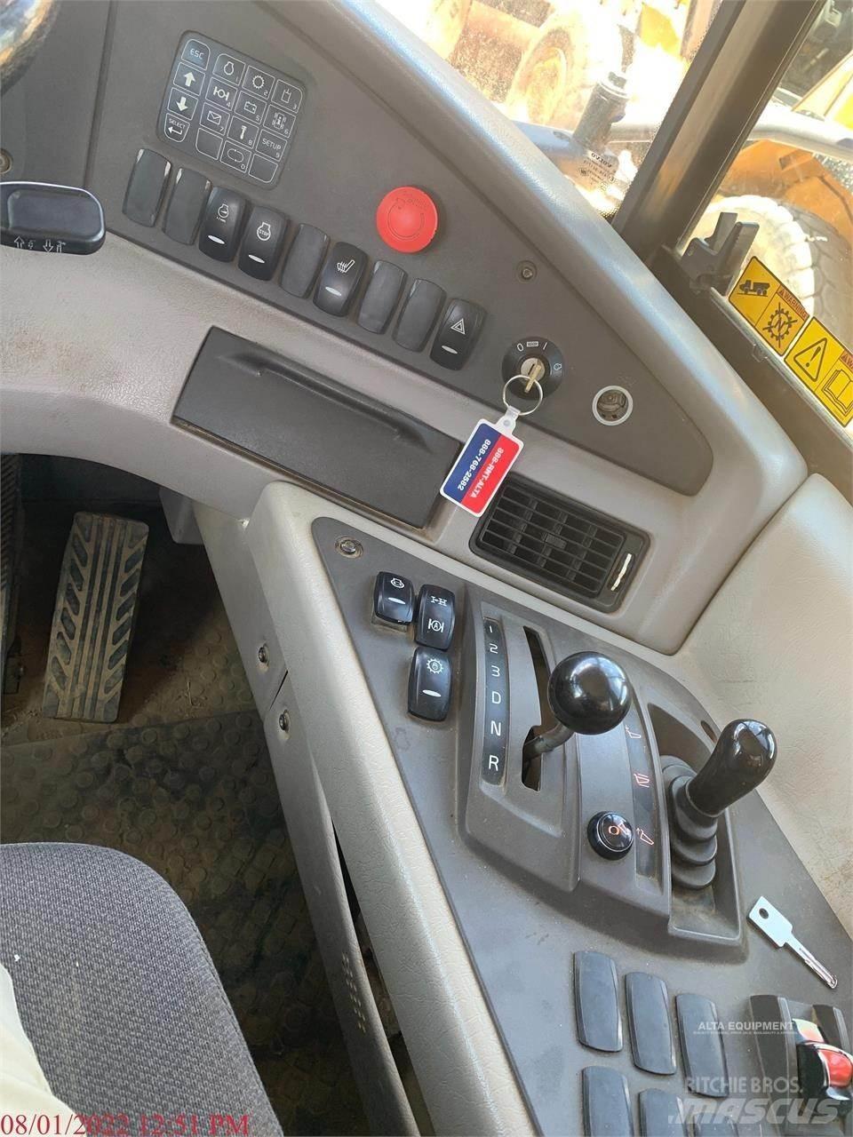 Volvo A30G Kloubové dempry