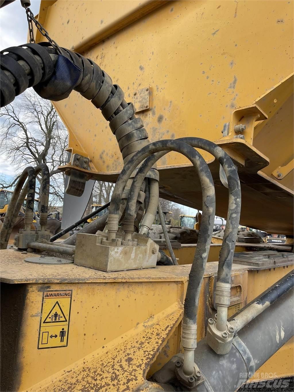 Volvo A40F Kloubové dempry