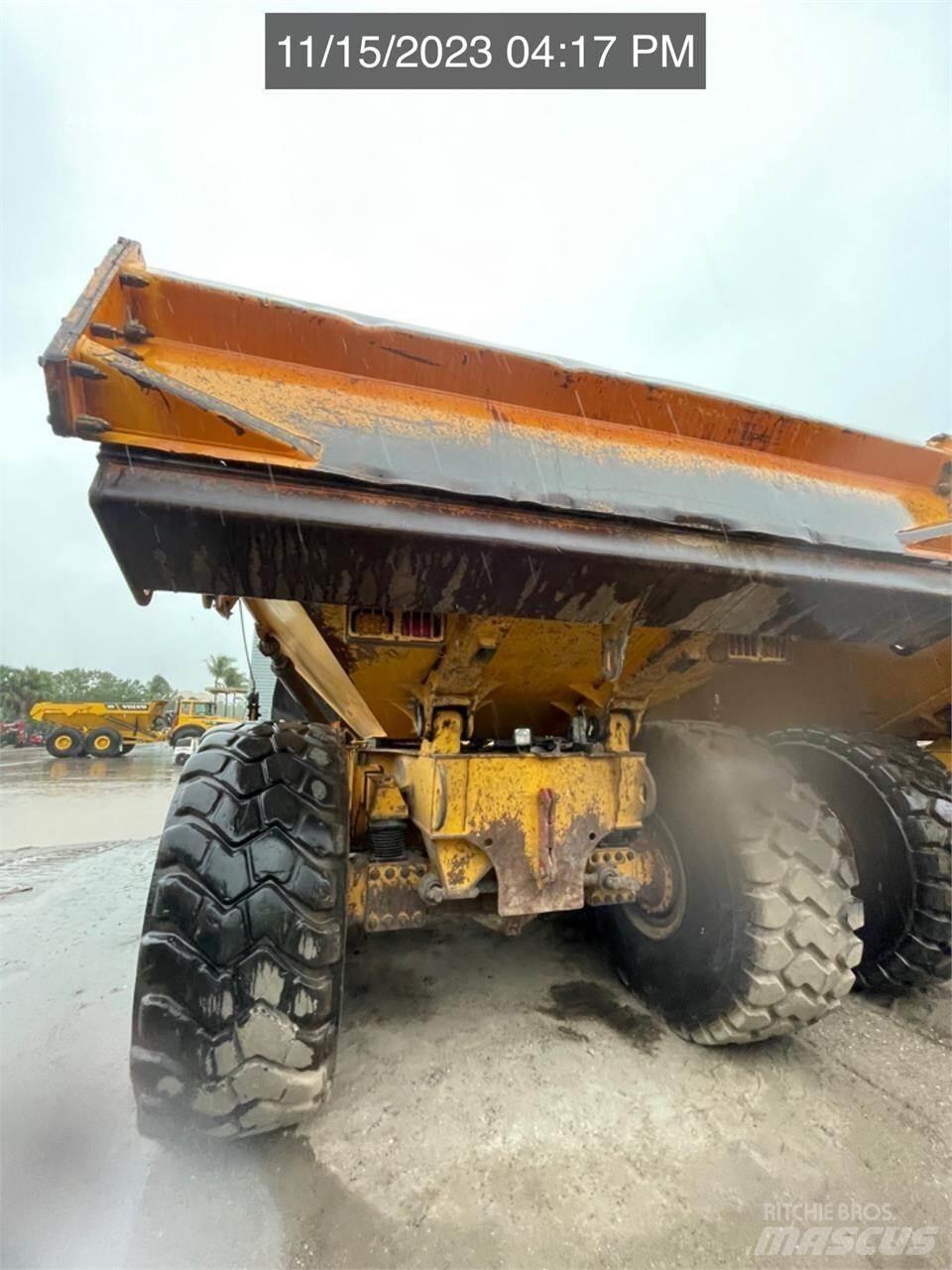 Volvo A40G Kloubové dempry