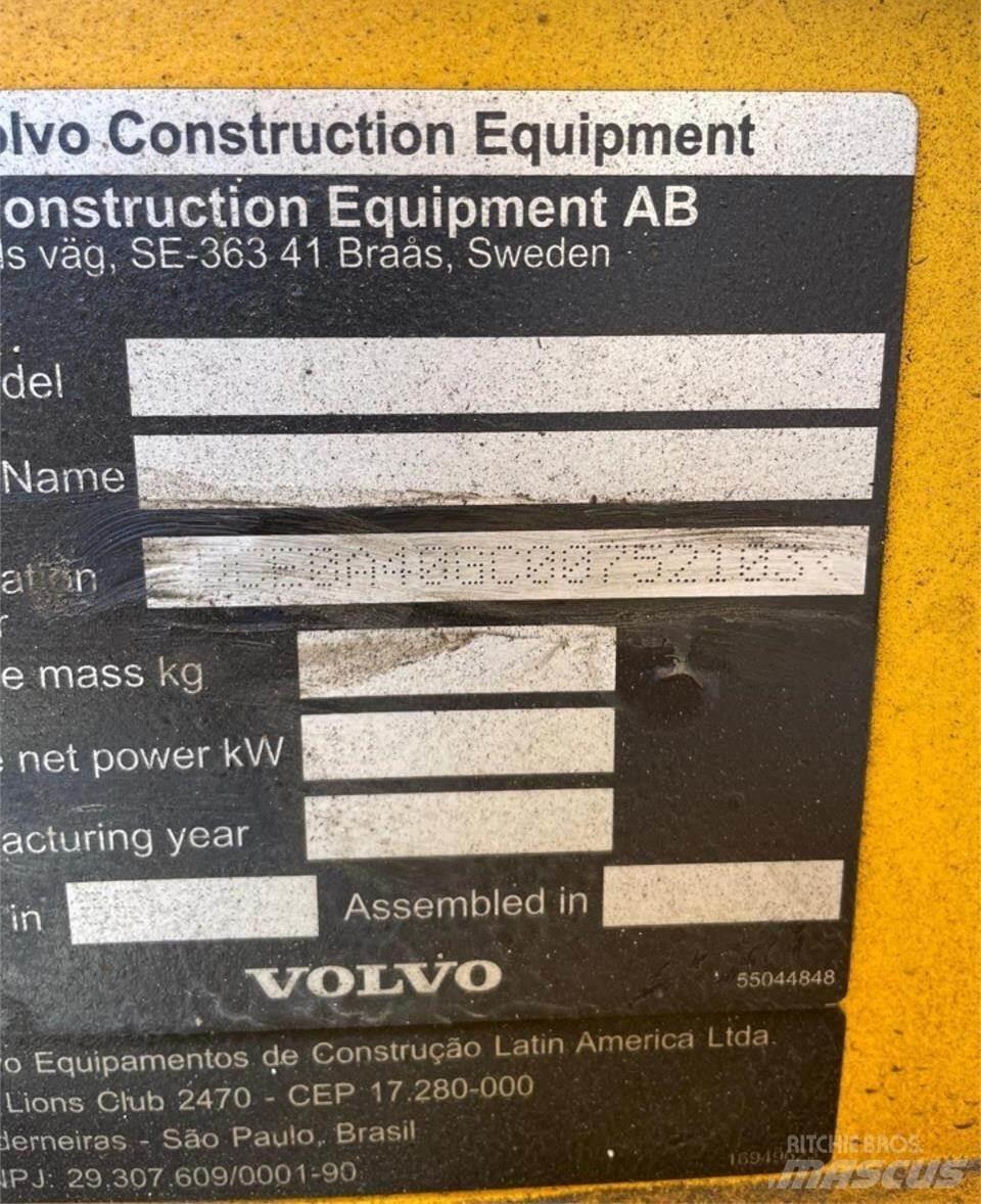 Volvo A40G Kloubové dempry