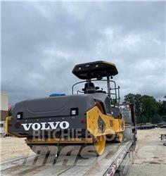 Volvo DD110C Tandemové válce