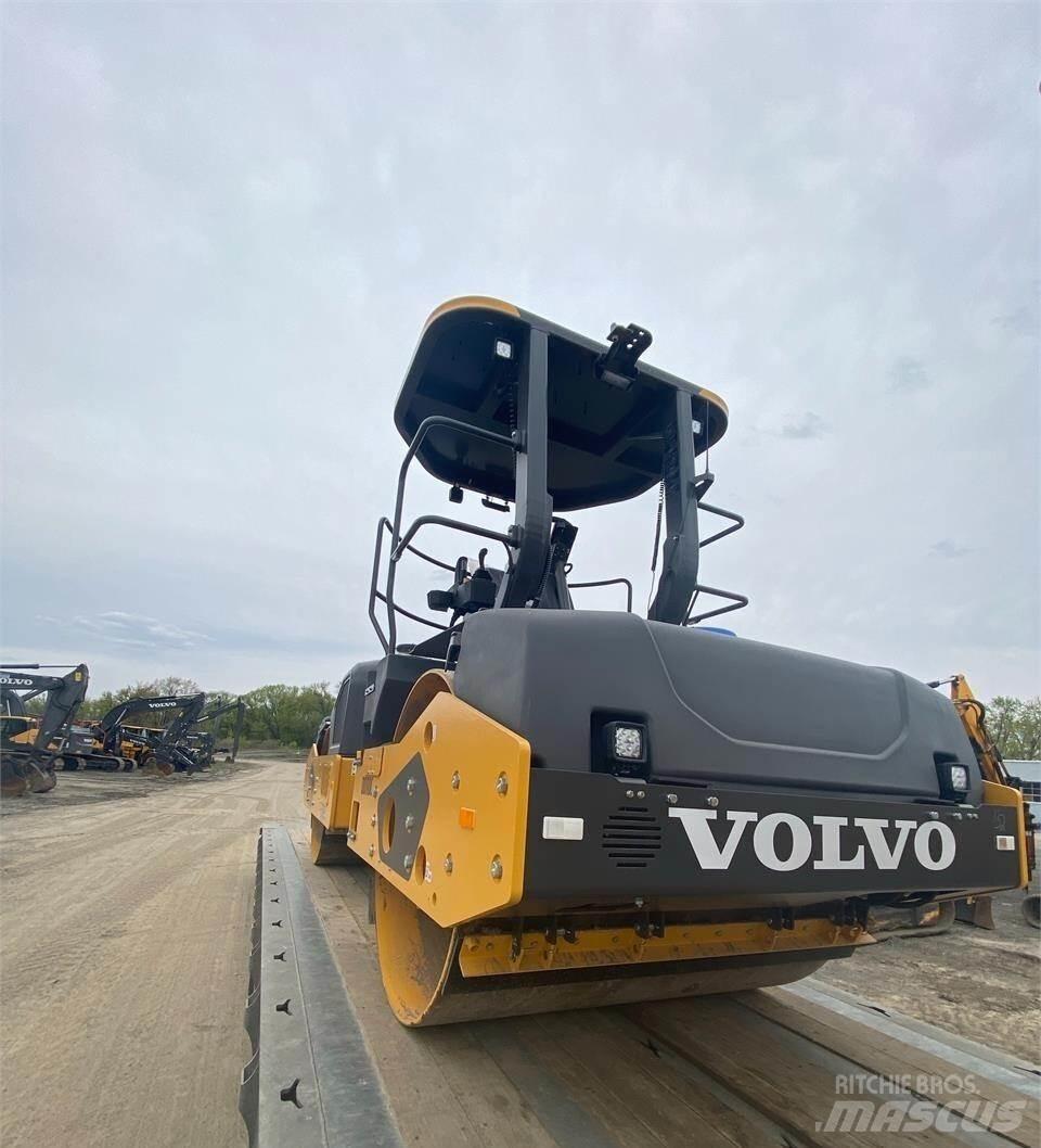 Volvo DD110C Tandemové válce