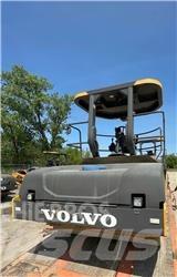 Volvo DD120C Tandemové válce