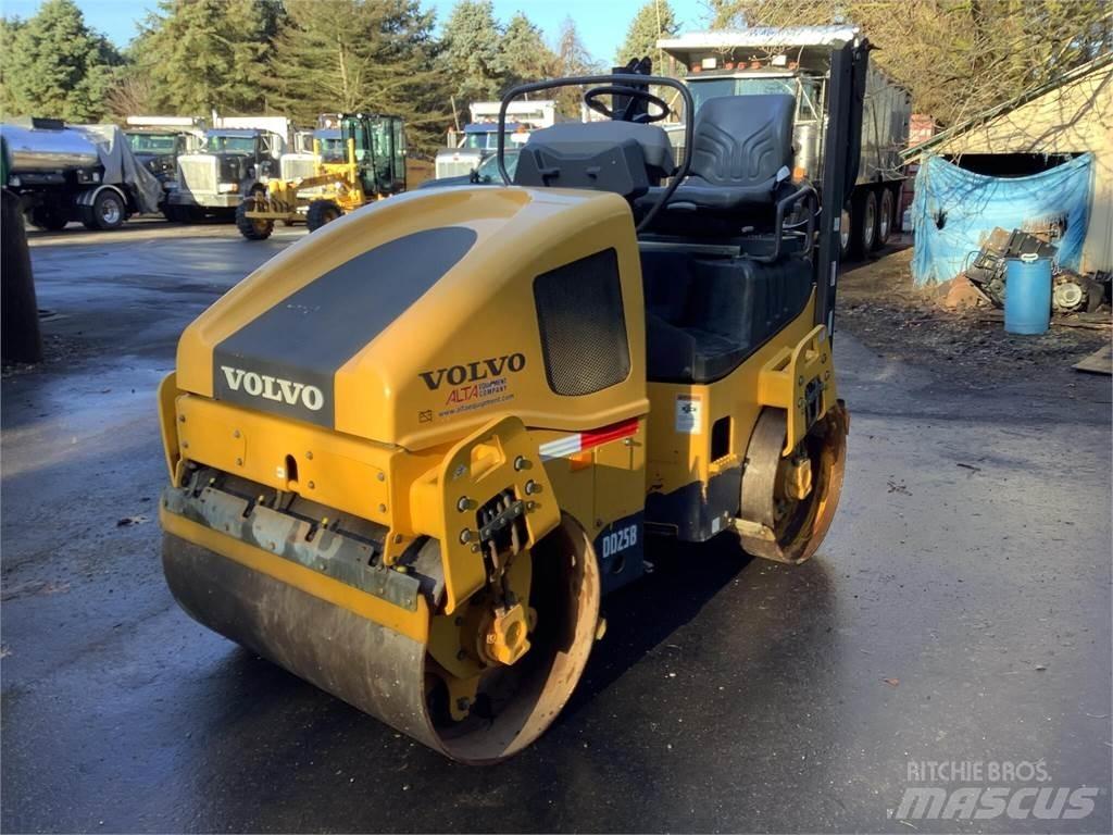 Volvo DD25B Tandemové válce