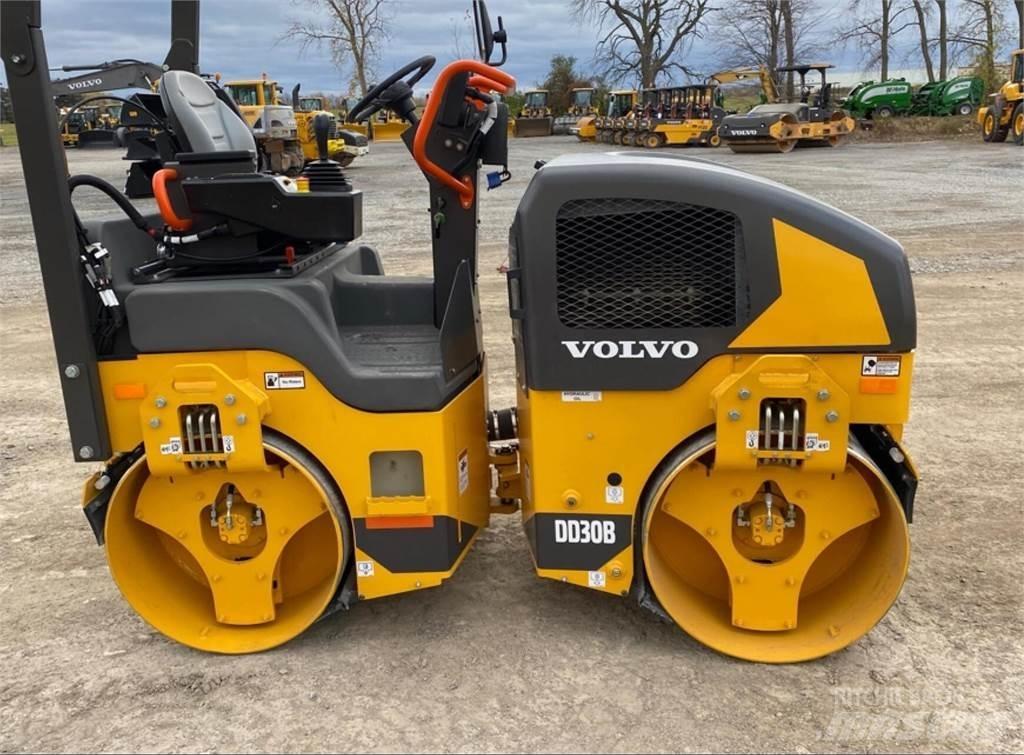 Volvo DD30B Tandemové válce