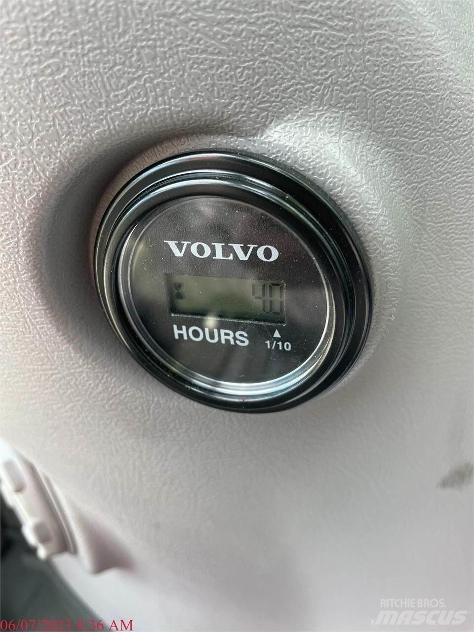 Volvo EC140EL Pásová rýpadla