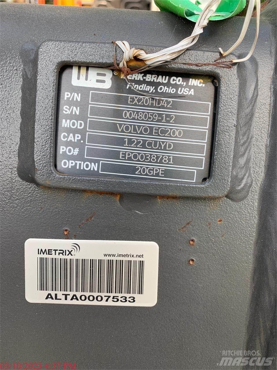 Volvo EC200EL Pásová rýpadla