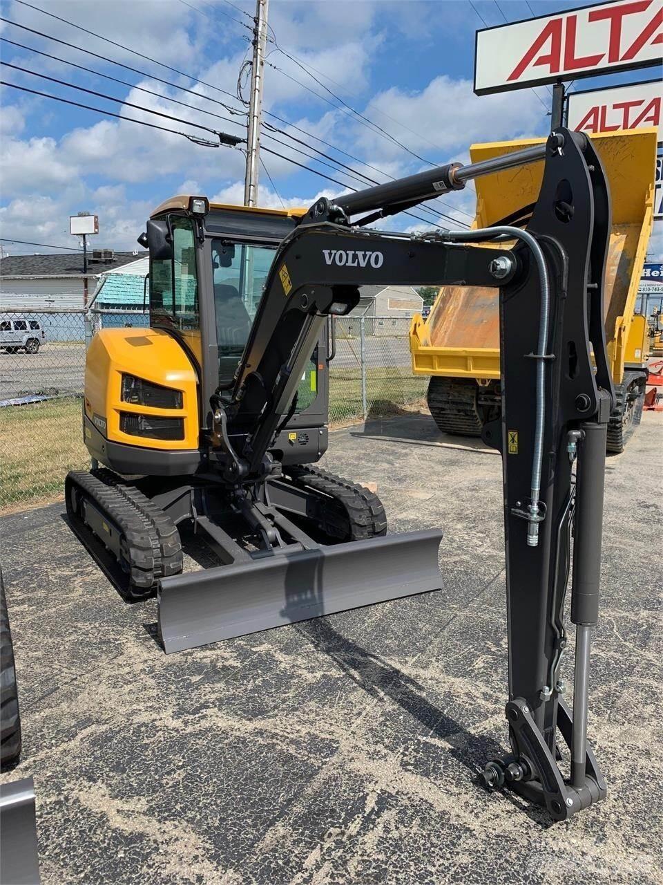 Volvo EC35D Mini rýpadla < 7t