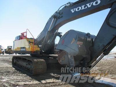Volvo EC480EL Pásová rýpadla