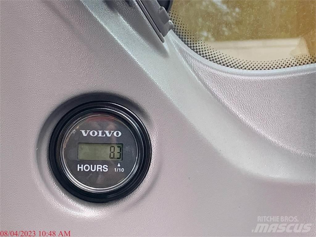 Volvo ECR235EL Pásová rýpadla