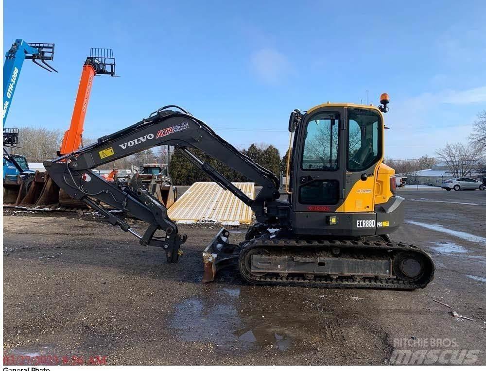 Volvo ECR88D Pásová rýpadla