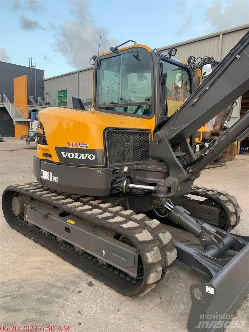 Volvo ECR88D Pásová rýpadla
