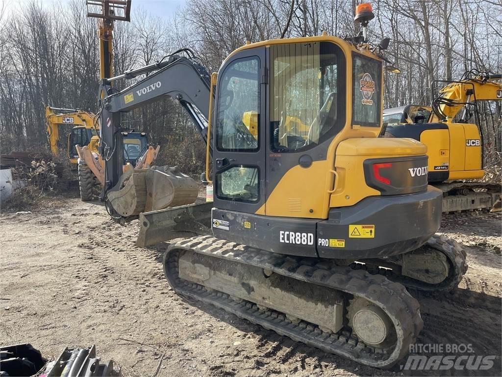 Volvo ECR88D Pásová rýpadla