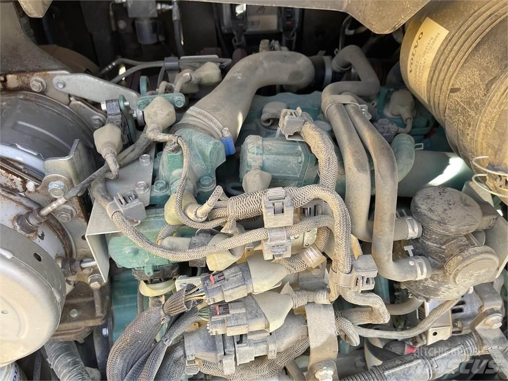 Volvo ECR88D Pásová rýpadla