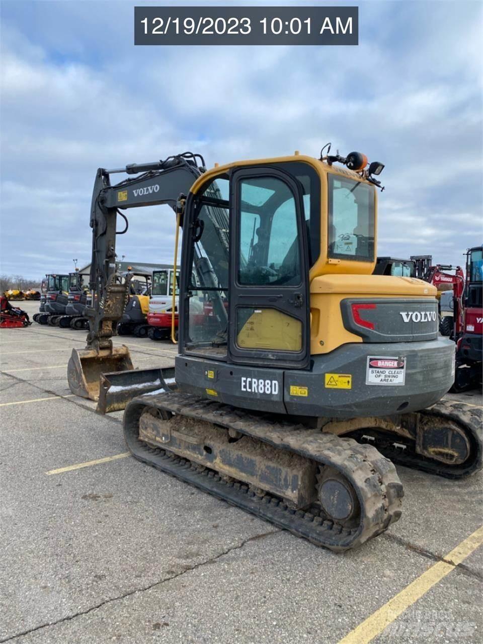 Volvo ECR88D Pásová rýpadla
