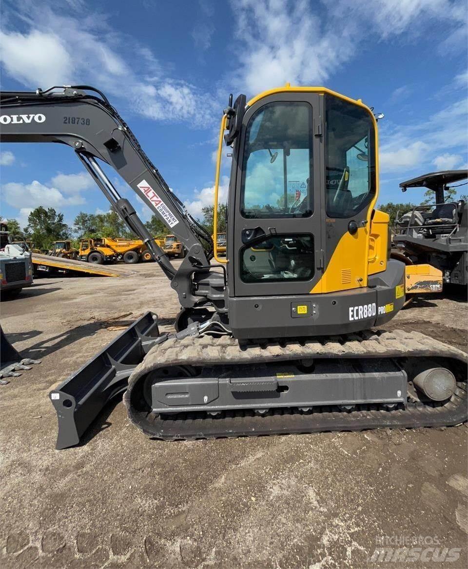 Volvo ECR88D Pásová rýpadla